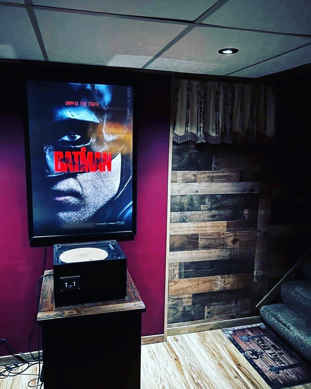 1 Qty Glowbox "World Famous" LED Poster Frame - Select Poster Size: